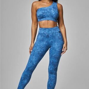 LICI Hera Classic One Shoulder Bra & Hera Scrunch Bottom Leggings